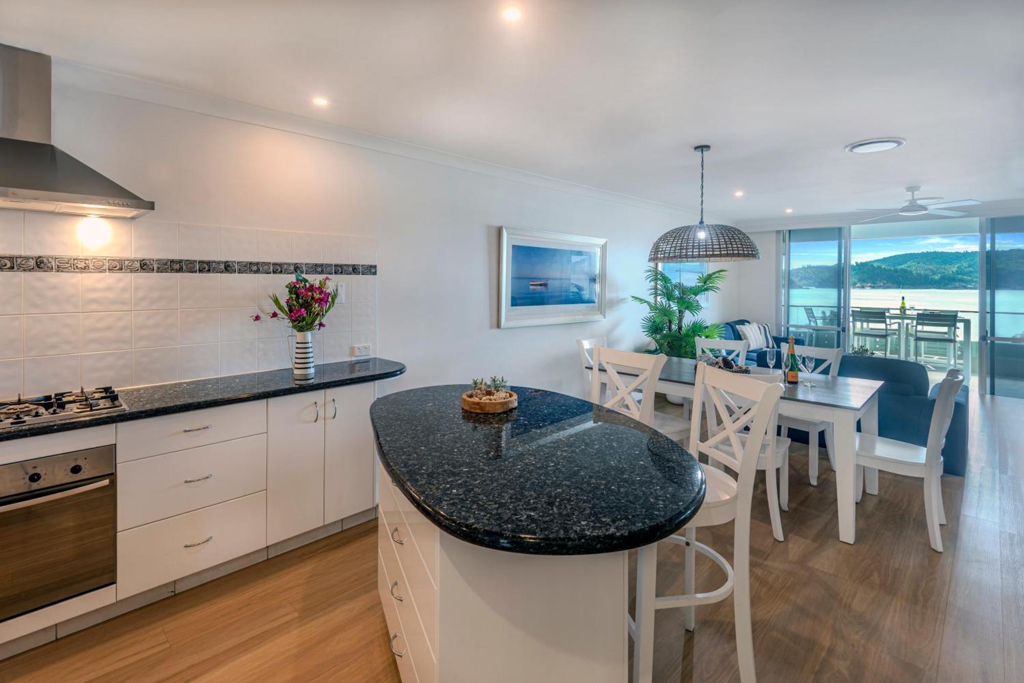 Lagoon Beachfront Lodge 202 On Hamilton Island By Hamorent Exterior foto