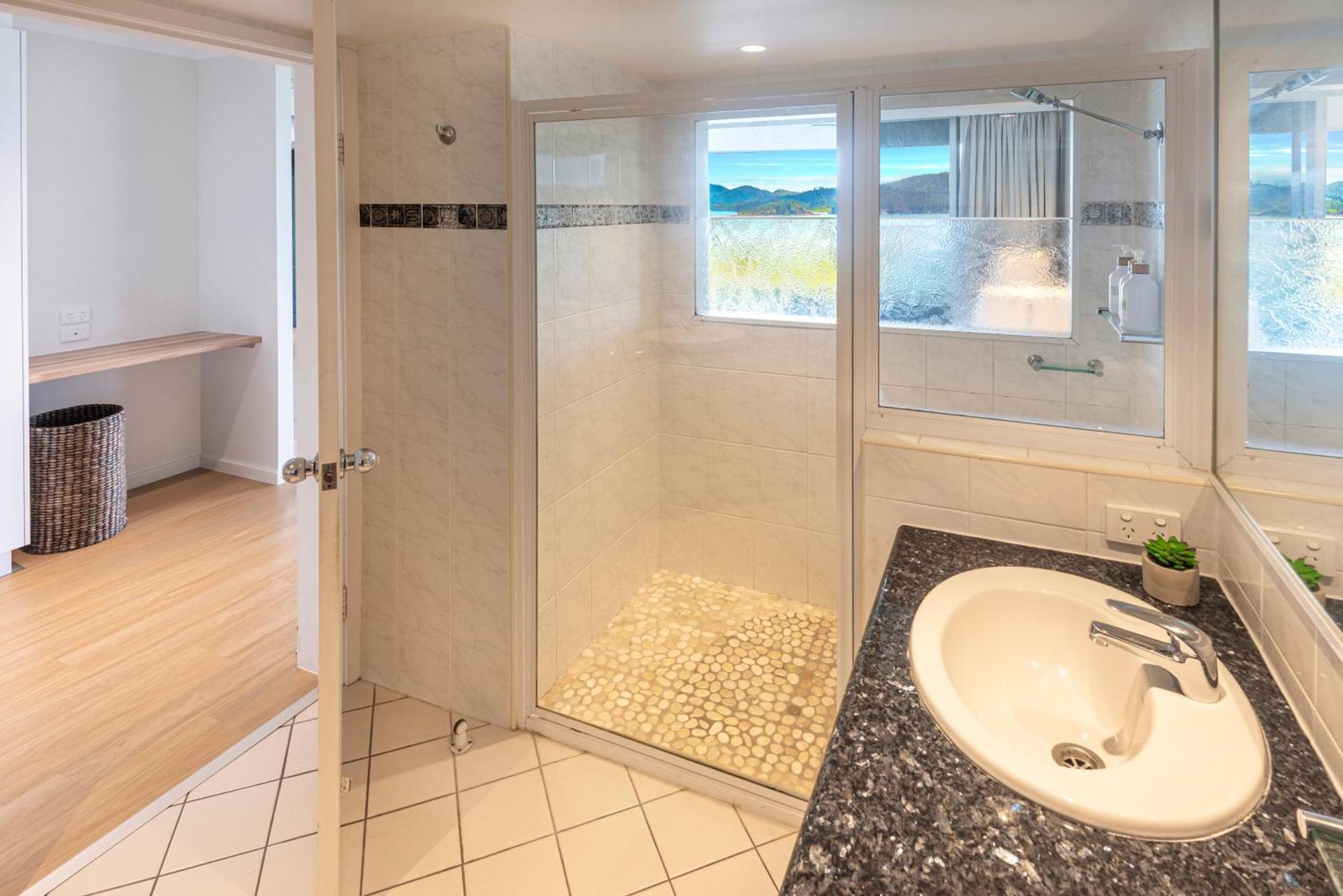 Lagoon Beachfront Lodge 202 On Hamilton Island By Hamorent Exterior foto